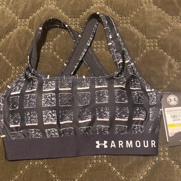 Women’s Under Armour sports bra sz Md - Picture 1 of 2